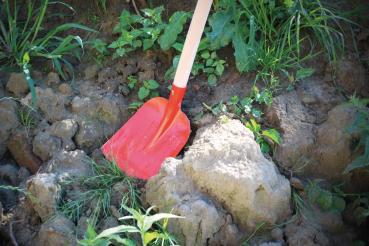 Preview: Holsteiner Schaufel 25x27cm m.Buchenstiel, rot lack.