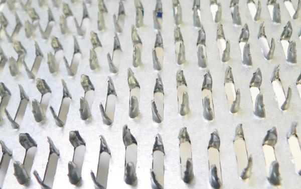 Edelputzkratzer 250x145mm, Zahnlänge 7,5mm,f. Mineralputz